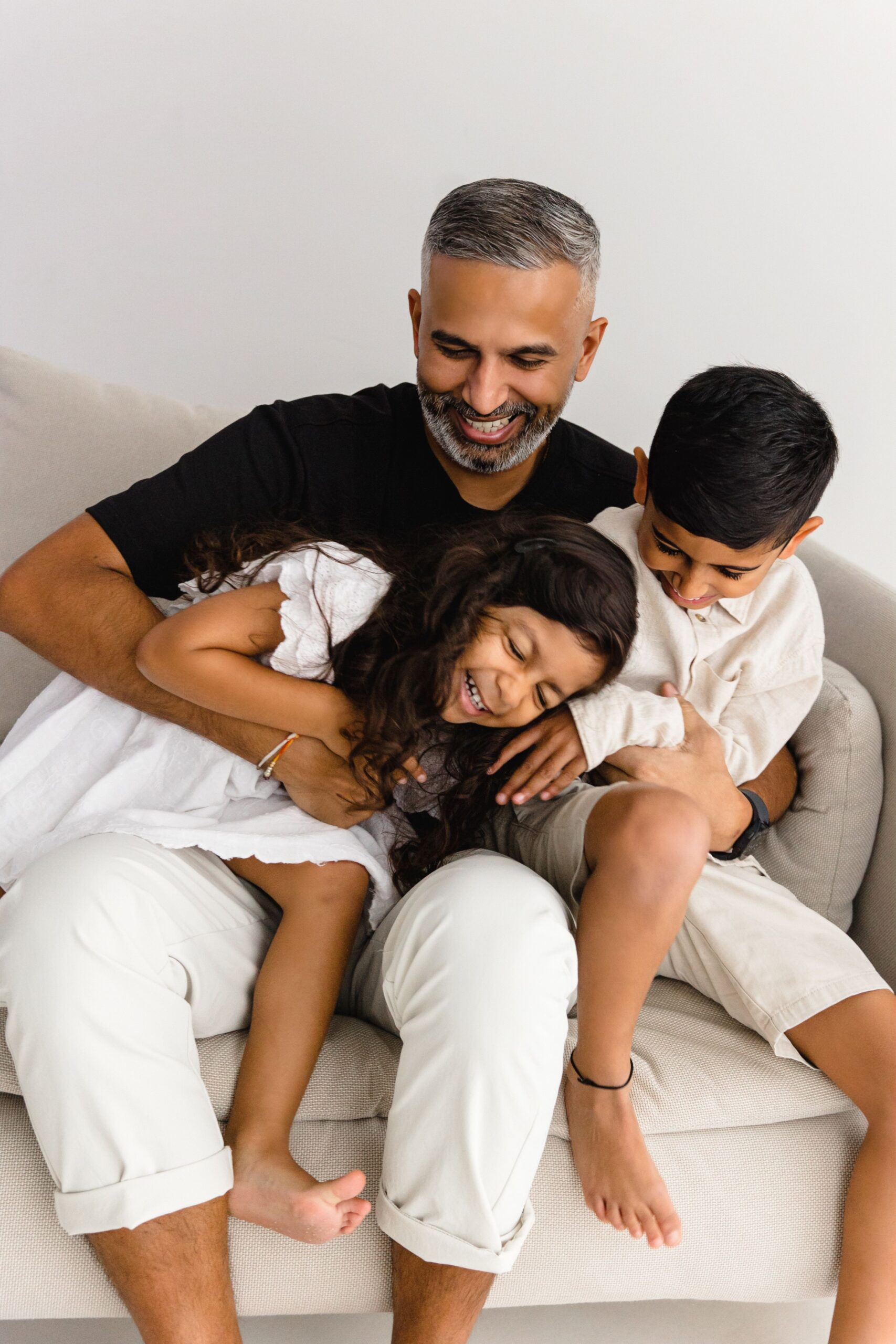 Elegant family photoshoot by Megan Foster Photography.